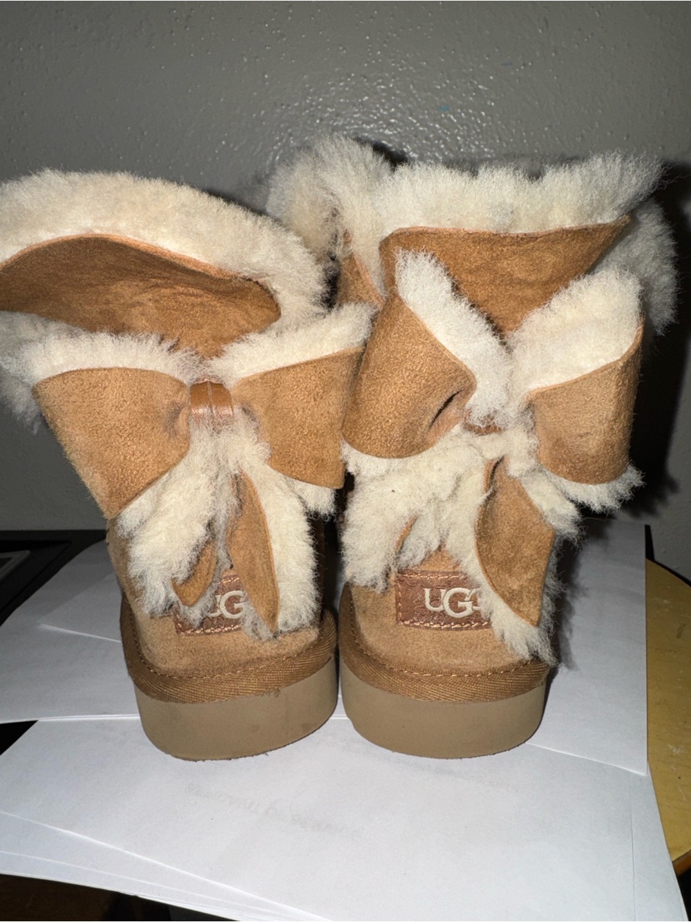 UGG Classic Mini Bailey Heritage Bow Chestnut Boots Womens Size 9